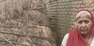 पगार गांव में तेज बारिश से गिरे दो कच्चे मकान:मलबे में दबी महिला को ग्रामीणों ने सुरक्षित बाहर निकाला, राजस्व टीम पहुंची