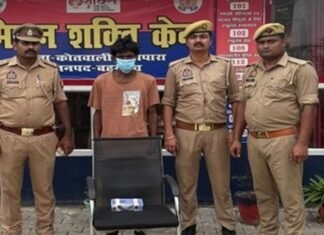 मंदिर के दानपात्र से चोरी करने वाला आरोपी गिरफ्तार:नानपारा पुलिस ने मिहींपुरवा रोड मंदिर से चोरी के 2700 रुपए बरामद किए