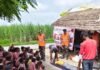 बहराइच में बाढ़ से बचाव के लिए जागरूकता कार्यक्रम आयोजित:70वीं वाहिनी एसएसबी ने शिवबंस पुरवा में दिया, आपदा में सुरक्षित रहने के तरीके बताए