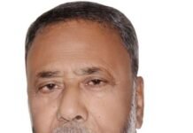 बलरामपुर के पूर्व विधायक अशफाक अहमद का निधन:1977 में मान बहादुर सिंह को हराकर रचा था इतिहास, 2022 में BJP में हुए थे शामिल