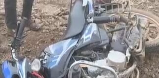 श्रावस्ती में बलवा पुल के पास बाइक अनियंत्रित होकर टकराई:सामान खरीदने जा रहे 25 वर्षीय राम प्रकाश गंभीर रूप से घायल, अस्पताल में भर्ती