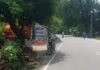 महाराजगंज में पुल की रेलिंग टूटी:पुरैना-निचलौल मार्ग पर बैरिया के पास, कई महीनों से नहीं हुई मरम्मत; हादसे का डर