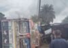देवरिया गांव में घर के पास अनियंत्रित ट्रक पलटा:कोई जनहानि नहीं हुई, आसपास के लोग बाल-बाल बचे; ग्रामीणों में सुरक्षा की चिंता