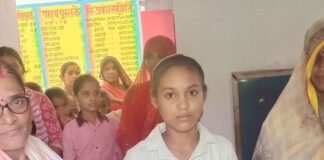 सेमरौना स्कूल में प्रबंध समिति की बैठक हुई:डीबीटी राशि के सदुपयोग और जलभराव पर चर्चा, ग्राम प्रधान को दी जानकारी