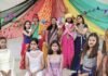 दुबौलिया के जेडी गर्ल्स इंटर कॉलेज में जन्माष्टमी की धूम:राधा-कृष्ण बनकर छात्राओं ने दी प्रस्तुति, झांकियों ने मोहा मन