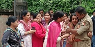 बस्ती के वाल्टरगंज थाने में नहीं मनेगी जन्माष्टमी:इंस्पेक्टर सूर्य प्रकाश की मौत के बाद आयोजन रद्द, परिवार के साथ रहने वाला कमरा सील