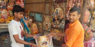 Krishna Janmashtami 2026 | Markets Decorated With Laddu Gopal Idols