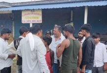 श्रावस्ती में तेज रफ्तार वाहन ने बाइक सवार को मारी:गंभीर घायल अस्पताल में भर्ती, फरार वाहन की तलाश जारी
