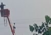 लालगंज थाने की सड़क पर लगीं नई लाइटें:जन्माष्टमी पर्व से पहले नगर पंचायत ने कराई साफ-सफाई, अंधेरे से परेशान थी पुलिस