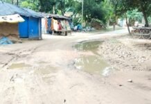 बसंतपुर-मंगलपुर पटखौली मार्ग बदहाल:जगह-जगह गड्ढे, बारिश के बाद स्थिति और खराब; ग्रामीणों ने जल्द मरम्मत की मांग की