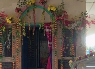 महराजगंज में जन्माष्टमी को लेकर सजने लगे मंदिर:देर रात तक होंगे विविध कार्यक्रम, उत्साह का माहौल