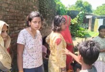 जमीन विवाद में दो पक्षों में मारपीट, दो महिलाएं घायल:बहराइच के वेलहन महेशपुर में लाठी-डंडे चले, पुलिस जांच में जुटी