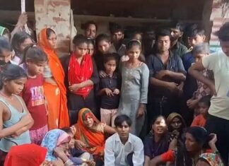 टुल्लू पंप ठीक करते समय व्यक्ति को लगा करंट:45 वर्षीय शख्स की मौत, पुलिस ने शव पोस्टमार्टम को भेजा; जांच जारी