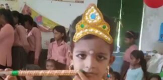 नेतुवा में कृष्ण जन्माष्टमी पर बच्चों ने कृष्ण-राधा का रूप:मनमोहक झांकी सजाई गई, ग्रामीणों ने की खूब तारीफ