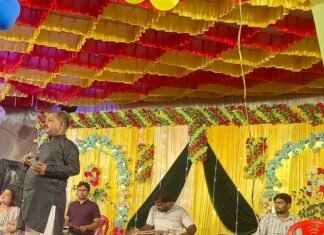 मल्हीपुर थाने में श्रीकृष्ण जन्माष्टमी का पर्व धूमधाम से मनाया:परिसर को आकर्षक ढंग से सजाया गया, श्रद्धालु दर्शन को पहुंच रहे