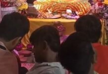 परसिया राजा में जन्माष्टमी की तैयारियां तेज:मंदिरों में सजे आकर्षक पंडाल, आधी रात होगा कान्हा का जन्मोत्सव