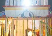घुघली थाना परिसर में धूमधाम से मना श्री कृष्ण जन्मोत्सव:विद्युत झालरों और झांकियों से जगमगाया प्रांगण