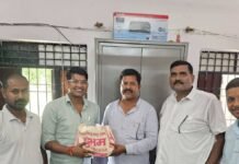 बस्ती के हर्रैया विधायक ने शिक्षकों को भेजी मिठाई:शिक्षक दिवस पर सम्मान और प्रोत्साहन के लिए की पहल