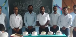 पनियरा के इंटर कॉलेज में शिक्षक दिवस मनाया गया:प्रधानाचार्य बोले- शिक्षक समाज और राष्ट्र के निर्माण में अहम भूमिका निभाते हैं