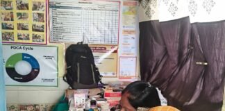 आयुष्मान आरोग्य मंदिर में बच्चों को खसरे का टीका लगा:बलहा के खैरी समैसा में एक दिवसीय शिविर, स्वास्थ्य टीम ने दी बीमारियों से बचाव की जानकारी