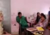 नौतनवा पुलिस ने हथियाहवा में बहु-बेटी सम्मेलन कर महिलाओं को:उप-निरीक्षक तनु दुबे ने सुरक्षा और हेल्पलाइन नंबरों की जानकारी दी