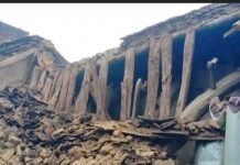 महराजगंज के दरौली में आकाशीय बिजली से खपरैल मकान ध्वस्त:परिवार के सामने रहने का संकट