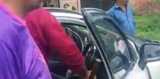 फरेंदा में जमीन विवाद को लेकर मारपीट:विधायक चौराहे के पास दोनों पक्षों में हुई कहासुनी; पुलिस ने मौके पर पहुंचकर मामला शांत कराया