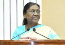 President draupadi murmu honoured nine meritorious teachers from maharashtra.