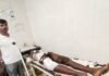 शौच के लिए निकले बच्चे को बाइक ने रौंदा:चौक में तेज रफ्तार बाइक ने मारी टक्कर, दायां पैर टूटा