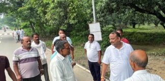 गांधी नगर वार्ड में सुनीं नागरिकों की समस्याएं:अध्यक्ष प्रतिनिधि ने ओपन जिम और शौचालय का निरीक्षण कर तुरंत कार्रवाई के निर्देश दिए