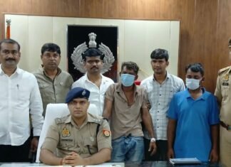 मुठभेड़ में दो इनामिया बदमाश गिरफ्तार:चोरी की कई वारदातों का खुलासा, तमंचे-कारतूस, बाइक और नकदी बरामद