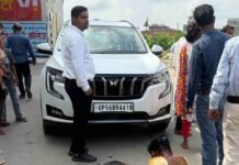 फरेंदा उत्तरी बाईपास पर एक्सयूवी और बाइक की टक्कर:दो लोग गंभीर रूप से घायल, पुलिस ने अस्पताल में भर्ती कराया