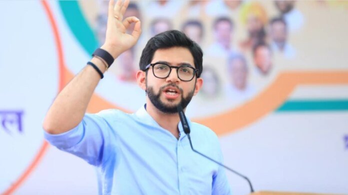 आदित्य ठाकरे रिंग मेट्रो, अमेज़न डेटा सेंटर पर ठाणे के