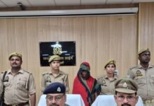 पति को आत्महत्या के लिए उकसाने वाली पत्नी गिरफ्तार:प्रताड़ना और मानसिक दबाव से परेशान होकर उठाया कदम, तमंचा और खोखा बरामद
