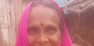बरगदवा में तेज रफ्तार बाइक ने महिला को रौंदा, मौत:सड़क किनारे टहलते समय हुआ हादसा, ग्रामीणों ने बाइक चालक को पकड़ा