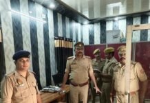 महराजगंज में सीओ सदर ने श्यामदेउरवा थाने का निरीक्षण किया:परिसर, अभिलेखों और लंबित मामलों की जांच कर दिए निर्देश