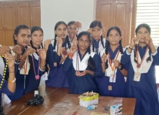 मां कौशल्या केंद्र में 15 दिवसीय टेराकोटा प्रशिक्षण का समापन:दिग्विजय नाथ बालिका इंटर कॉलेज की छात्राओं को आत्मनिर्भर बनाने के लिए दिया गया प्रशिक्षण