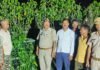 कतर्नियाघाट के दो गांवों में पिंजरे लगाए गए:तेंदुए ने 9 साल के बच्चे को मारा, ग्रामीणों को अलर्ट किया गया