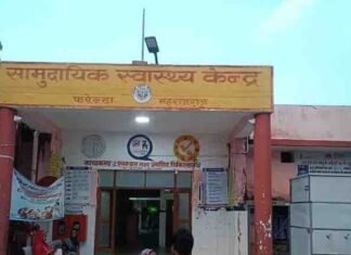 सीएचसी बनकटी में मरीजों से अवैध वसूली का आरोप:महराजगंज में स्टाफ नर्स पर ऑपरेशन के नाम पर 6000 रुपए तक लेने का आरोप
