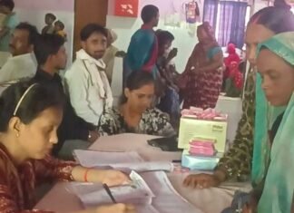 गर्भवती महिलाओं की निशुल्क जांच:मल्हीपुर सीएचसी में 57 महिलाओं का अल्ट्रासाउंड हुआ, स्वास्थ्य सलाह भी दी गई