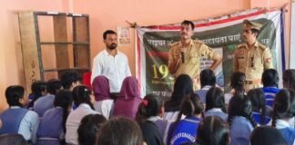 साइबर ठगी से बचने के लिए पुलिस ने बताए उपाय:टू-स्टेप वेरिफिकेशन, संदिग्ध लिंक और डिजिटल अरेस्ट से बचने की दी जानकारी