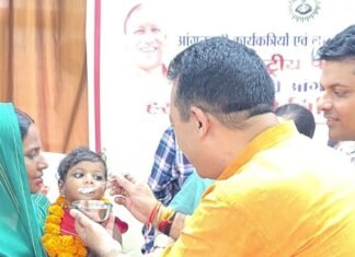 कैसरगंज में पोषण माह का उपजिलाधिकारी ने शुभारंभ किया:आंगनबाड़ी कार्यकर्ताओं ने कुपोषण दूर करने का संकल्प लिया