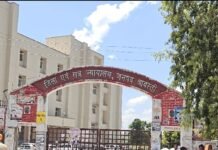 38 साल बाद लूट के मामले में आया फैसला:श्रावस्ती में दोषी को न्यायालय उठने तक की सजा, 500 रुपए का जुर्माना भी लगा
