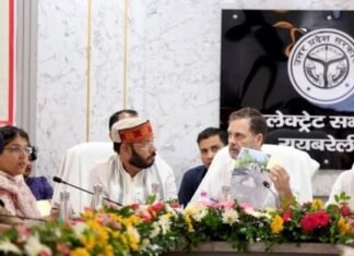 रायबरेली की सड़कों की बदहाली, राहुल गांधी ने तस्वीरें दिखा कर किया सवाल, अफसरों के चेहरे का उड़ा रंग