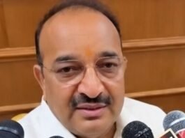राहुल को नहीं पता ‘बेटी बचाओ’ का मतलब! दिनेश प्रताप सिंह बोले- दिशा की बैठक में दिल्ली से आई पर्ची पढ़कर दे रहे भाषण
