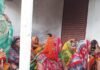 144 महिलाओं को स्वयं सहायता समूह से जोड़ा गया:शिवपुर में ग्राम प्रधान के निवास पर हुआ कार्यक्रम, मिलेंगी 50 हजार की आर्थिक सहायता