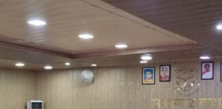 श्रावस्ती में शिक्षा विभाग की उपलब्धियों पर चर्चा:शिक्षा योजनाओं का लाभ बच्चों तक पहुंचाएं, प्रचार-प्रसार में सहयोग मांगा