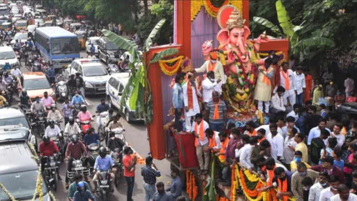 ठाणे- गणेश विसर्जन जुलूस के दौरान भारी वाहनों पर बैन