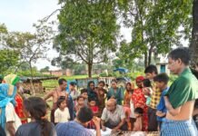 बुखार से मौत के बाद गांवों में पहुंची स्वास्थ्य टीम:श्रावस्ती में 3 दिन से लगातार जांच और दवा वितरण का अभियान, शिविर लगाए गए