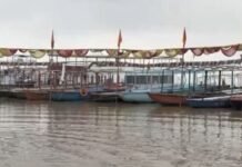 वाराणसी में फिर बढ़ा गंगा का जलस्तर, 84 घाट डूबे, 12 सितंबर तक 71 मीटर पहुंचने की आशंका